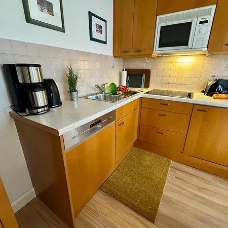 Oewern Diek App 08 Wustrow (Fischland)