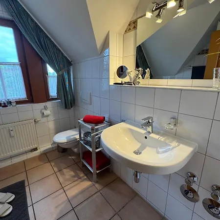 Oewern Diek App 08 * Wustrow (Fischland)