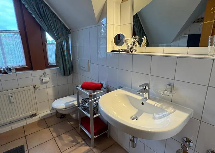 Oewern Diek App 08 * Wustrow (Fischland)